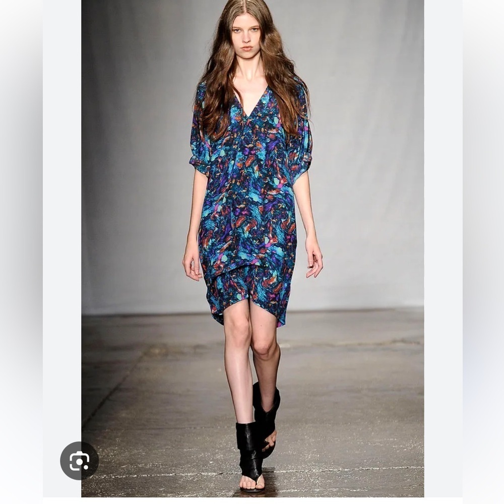 Love Richard Chai Ready to Wear LOVE Silk Dress V Neck Short Sleeve Watercolor 2